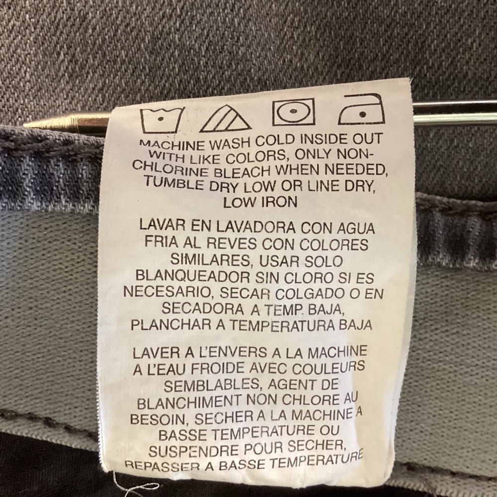 Lee Women's Straight Leg Flex Motion Gray Jeans Sz 12P - Picture 7 of 12